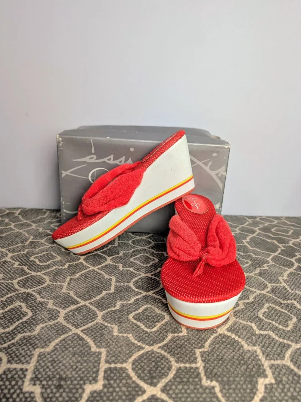 JESSICA SIMPSON Red Terry Cloth Platform Sandals Sz 9M